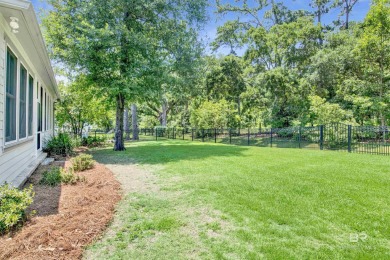 Lovely home in the gated community of Battles Trace with the on Lakewood Golf Club in Alabama - for sale on GolfHomes.com, golf home, golf lot