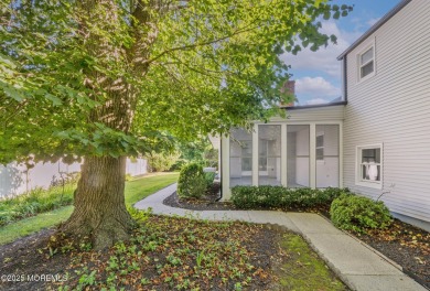 Move right in to this beautifully renovated 4-bedroom, 3 on Hollywood Golf Club in New Jersey - for sale on GolfHomes.com, golf home, golf lot