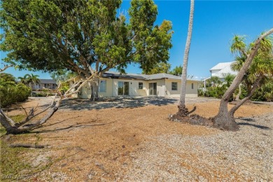 Prime lakefront opportunity in the highly sought-after Dunes on The Dunes Golf and Tennis Club in Florida - for sale on GolfHomes.com, golf home, golf lot