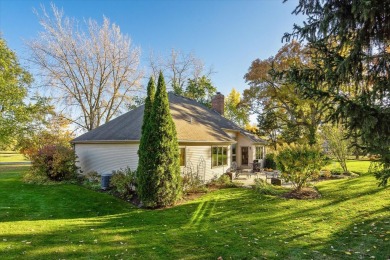 This quality, custom built ranch home will have you at hello on Bliss Creek Golf Club in Illinois - for sale on GolfHomes.com, golf home, golf lot