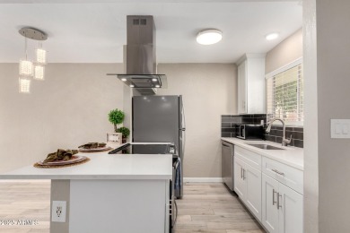 Scottsdale Beauty! Beautiful remodeled condo in a prime location on The Phoenician  in Arizona - for sale on GolfHomes.com, golf home, golf lot