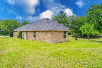 Welcome home to this beautifully renovated 3 bed 2 bath gem on Creekview Golf Club in Texas - for sale on GolfHomes.com, golf home, golf lot