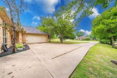 Welcome home to this beautifully renovated 3 bed 2 bath gem on Creekview Golf Club in Texas - for sale on GolfHomes.com, golf home, golf lot