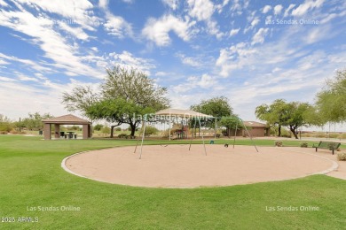 Welcome to this beautiful end-unit condo in the highly on Las Sendas Golf Club in Arizona - for sale on GolfHomes.com, golf home, golf lot