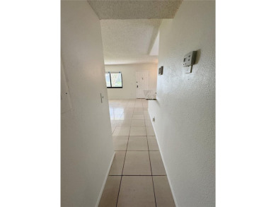 Move in Ready, Remodeled Palm Harbor Condo - Modern Coastal on Innisbrook Resort and Golf Club in Florida - for sale on GolfHomes.com, golf home, golf lot