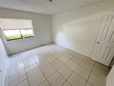 Move in Ready, Remodeled Palm Harbor Condo - Modern Coastal on Innisbrook Resort and Golf Club in Florida - for sale on GolfHomes.com, golf home, golf lot