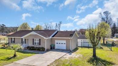 Step into the comfort and convenience of this charming on Woodland Valley Country Club in South Carolina - for sale on GolfHomes.com, golf home, golf lot