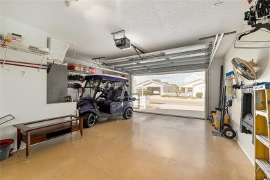 WELCOME to this PRISTINE PATIO VILLA in The Villages. This 2 on The Links of Spruce Creek in Florida - for sale on GolfHomes.com, golf home, golf lot
