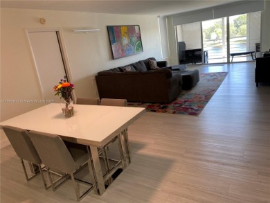 Spacious 3BR/2BA condo with 1,620 sq ft of bright, airy living on Oaks Country Club in Florida - for sale on GolfHomes.com, golf home, golf lot