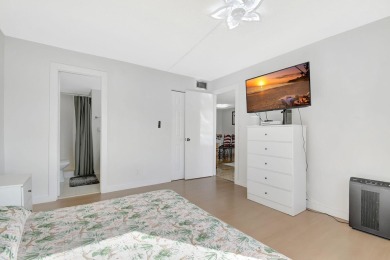 Bright and Beautiful 2/2 Condo. Discover your dream home in this on Sunrise Lakes Phase III in Florida - for sale on GolfHomes.com, golf home, golf lot