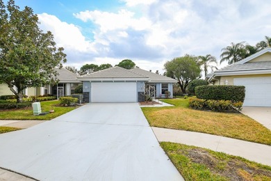 Welcome home to this beautiful 3 bedroom, 2 bath, 2 car garage on St. Lucie Trail Golf Club in Florida - for sale on GolfHomes.com, golf home, golf lot