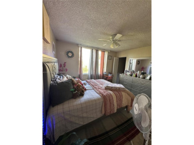 This beautifully  2-bedroom, 2-bathroom condo offers the perfect on Oaks Country Club in Florida - for sale on GolfHomes.com, golf home, golf lot
