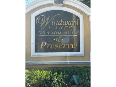 This beautifully  2-bedroom, 2-bathroom condo offers the perfect on Oaks Country Club in Florida - for sale on GolfHomes.com, golf home, golf lot