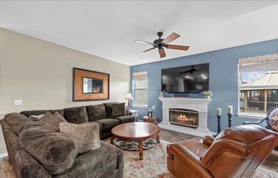 Welcome to this beautifully updated Foxford Hills Prestwick on Foxford Hills Golf Club in Illinois - for sale on GolfHomes.com, golf home, golf lot