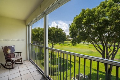 Welcome to this resort style community! This 2 Bed/ 1.5 Bath on Flamingo Lakes Country Club in Florida - for sale on GolfHomes.com, golf home, golf lot