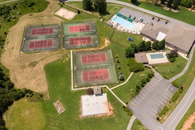 AS THE DAYS GET WARMER, SMITH MOUNTAIN LAKE STARTS CALLING. PICK on Mariners Landing Golf and Country Club in Virginia - for sale on GolfHomes.com, golf home, golf lot
