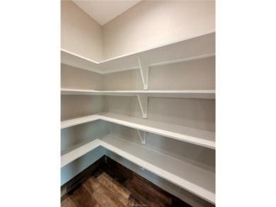 Extremely Low AC bills - $48 in June, $59 in July, set at 72 on Hilltop Lakes Resort Golf Club in Texas - for sale on GolfHomes.com, golf home, golf lot