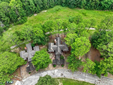 Tee off into paradise with this 2-bedroom, 3-bath condo! on Rayburn Country Club in Texas - for sale on GolfHomes.com, golf home, golf lot