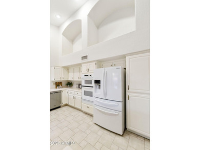 Rare 3330 sf single story 3BR, 3.5BA Borgata model with a pool on Oakwood Golf Club  in Arizona - for sale on GolfHomes.com, golf home, golf lot