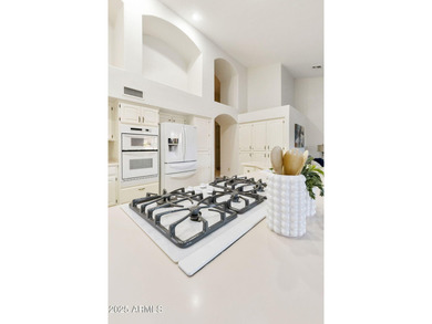 Rare 3330 sf single story 3BR, 3.5BA Borgata model with a pool on Oakwood Golf Club  in Arizona - for sale on GolfHomes.com, golf home, golf lot