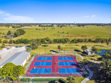 Charming 2-Bed, 2-Bath lower floor unit in Terra Ceia Bay on Terra Ceia Golf and Country Club in Florida - for sale on GolfHomes.com, golf home, golf lot