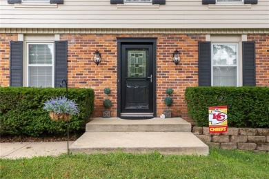 Welcome to this beautifully designed home in the award-winning on Lakewood Oaks Golf Club, Ltd. in Missouri - for sale on GolfHomes.com, golf home, golf lot