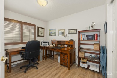 Freedom awaits! Come see this inviting single-level townhouse on Lakeview Golf Club in Idaho - for sale on GolfHomes.com, golf home, golf lot