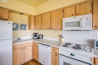 Own a 25% deeded interest in this fabulous Gearhart condo with on  in Oregon - for sale on GolfHomes.com, golf home, golf lot