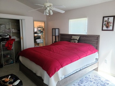 Nice 1 bed 1.5 bth cottage home in Long Island Village!  Central on Long Island Golf Course in Texas - for sale on GolfHomes.com, golf home, golf lot