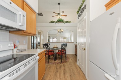 Freedom awaits! Come see this inviting single-level townhouse on Lakeview Golf Club in Idaho - for sale on GolfHomes.com, golf home, golf lot