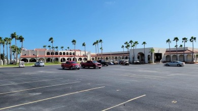 Nice 1 bed 1.5 bth cottage home in Long Island Village!  Central on Long Island Golf Course in Texas - for sale on GolfHomes.com, golf home, golf lot
