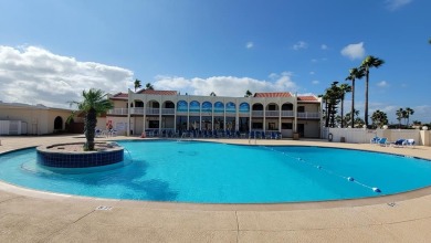 Nice 1 bed 1.5 bth cottage home in Long Island Village!  Central on Long Island Golf Course in Texas - for sale on GolfHomes.com, golf home, golf lot