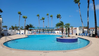 Nice 1 bed 1.5 bth cottage home in Long Island Village!  Central on Long Island Golf Course in Texas - for sale on GolfHomes.com, golf home, golf lot