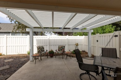 Freedom awaits! Come see this inviting single-level townhouse on Lakeview Golf Club in Idaho - for sale on GolfHomes.com, golf home, golf lot