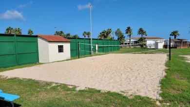 Nice 1 bed 1.5 bth cottage home in Long Island Village!  Central on Long Island Golf Course in Texas - for sale on GolfHomes.com, golf home, golf lot