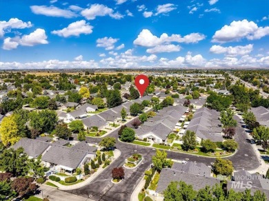 Freedom awaits! Come see this inviting single-level townhouse on Lakeview Golf Club in Idaho - for sale on GolfHomes.com, golf home, golf lot