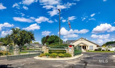 Freedom awaits! Come see this inviting single-level townhouse on Lakeview Golf Club in Idaho - for sale on GolfHomes.com, golf home, golf lot