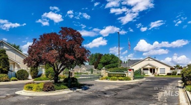 Freedom awaits! Come see this inviting single-level townhouse on Lakeview Golf Club in Idaho - for sale on GolfHomes.com, golf home, golf lot
