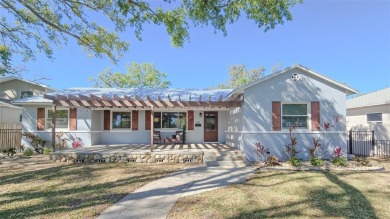 What if you could have a gorgeous golf course view right from on The Renaisssance Vinoy Golf Club in Florida - for sale on GolfHomes.com, golf home, golf lot
