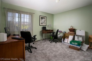 Highly desirable ranch condo in Marysville. Spacious 2 bedroom 2 on Marysville Golf Course in Michigan - for sale on GolfHomes.com, golf home, golf lot