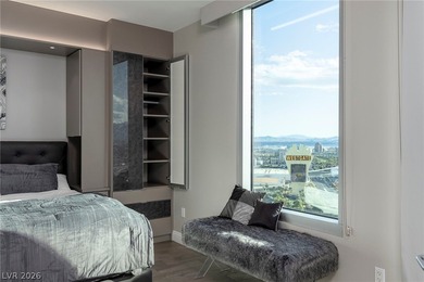 Modern elegance, $80K in upgrades. Excellent investment, tenant on  in Nevada - for sale on GolfHomes.com, golf home, golf lot