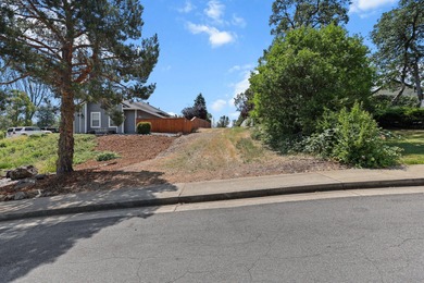 Build your dream home in Gold Hills! This 0.71-acre flag lot is on Gold Hills Golf Club in California - for sale on GolfHomes.com, golf home, golf lot