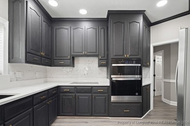 Welcome to this charming home in the highly sought-after golf on Baywood Golf Club in North Carolina - for sale on GolfHomes.com, golf home, golf lot