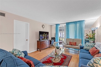 Great 2/2 apartment in perfect condition, ready to move in on on Hollybrook Golf and Tennis Club  in Florida - for sale on GolfHomes.com, golf home, golf lot