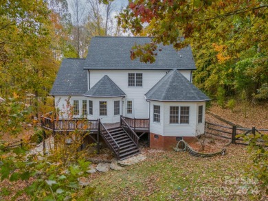 This beautifully remodeled home is nestled on nearly 1.5 acres on Green Oaks Golf Course in North Carolina - for sale on GolfHomes.com, golf home, golf lot