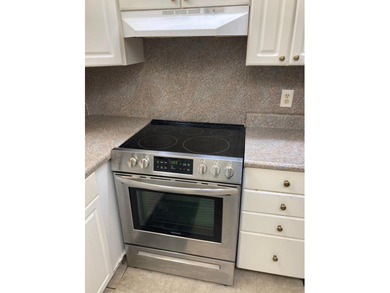 55+ Senior Community. two-bedrooms. Condo Villa, one story so no on Kings Point Golf - Executive in Florida - for sale on GolfHomes.com, golf home, golf lot