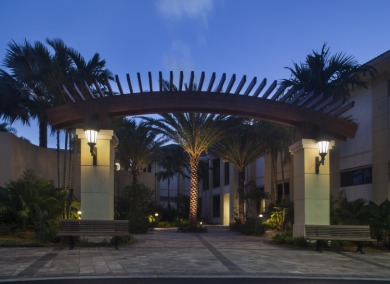 CUSTOM ESTATE HOME WITH 4BR PLUS OFFICE/4.1 BATHS LOCATED ON A on  in Florida - for sale on GolfHomes.com, golf home, golf lot