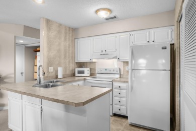 Well maintained, second floor condo overlooking the tennis on The Seabrook Island Club in South Carolina - for sale on GolfHomes.com, golf home, golf lot