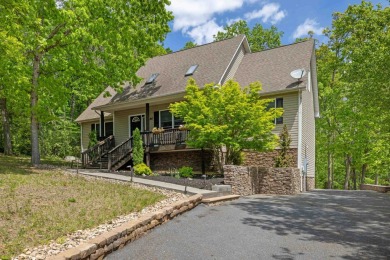 Spacious, fully furnished, 5-Bedroom Home in Massanutten Resort on Woodstone Meadows Golf Course At Massanutten in Virginia - for sale on GolfHomes.com, golf home, golf lot