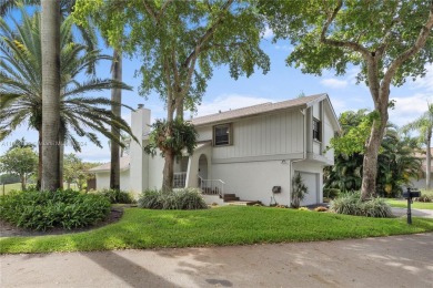 Welcome to your dream home! This stunning 3-bedroom, 2 on The Club at Emerald Hills in Florida - for sale on GolfHomes.com, golf home, golf lot